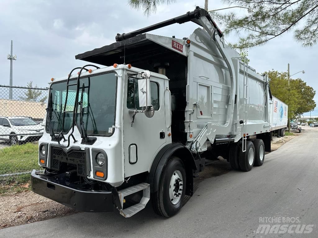 Mack MRU 폐기물 수거 트럭