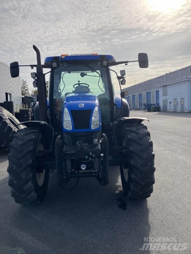 New Holland T 6020 트랙터