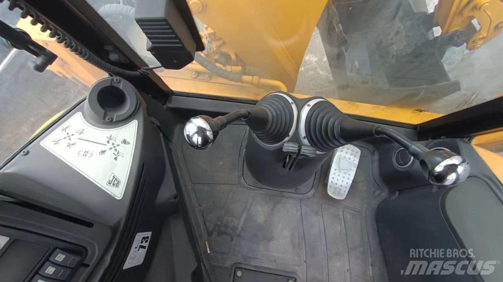 JCB 3 CX  휠로우더