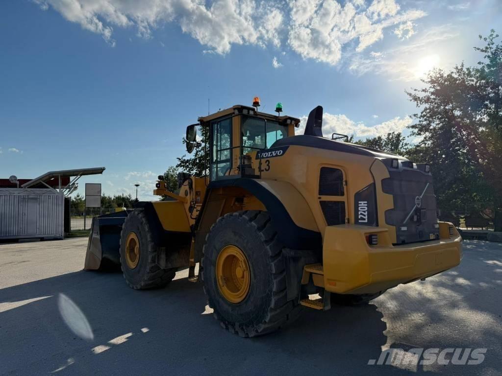 Volvo L 220 H  휠로우더