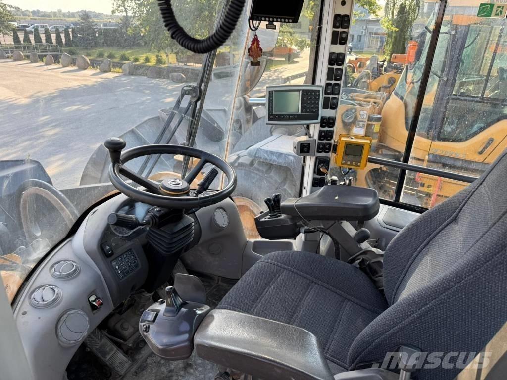 Volvo L 220 H  휠로우더