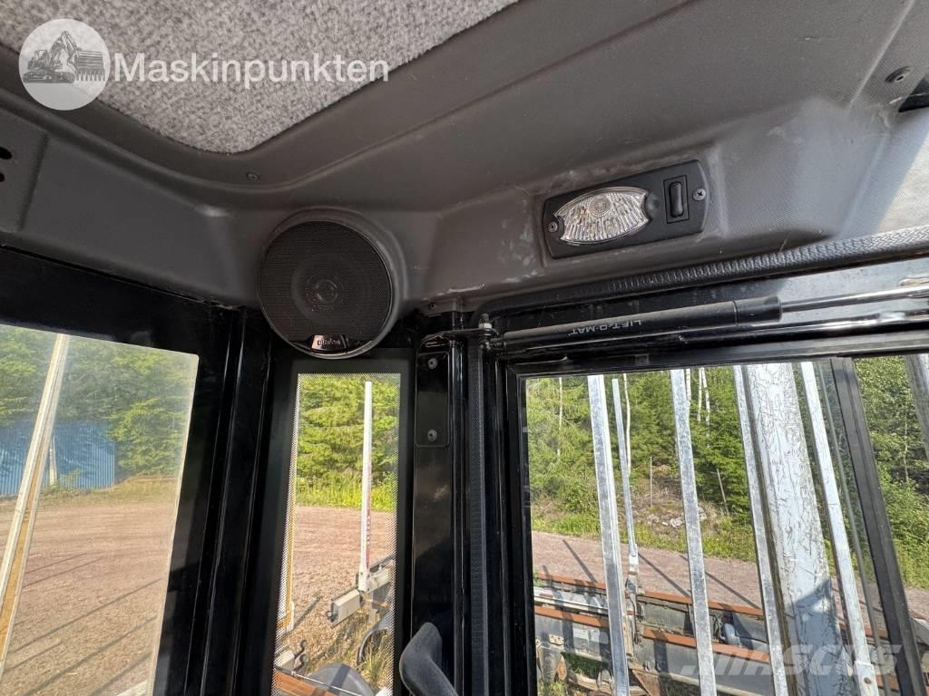 Volvo FH 16 550 목재 트럭