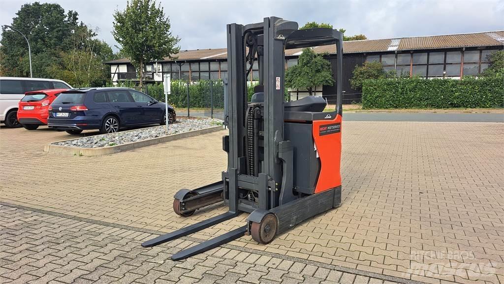 Linde R14B 리치 트럭