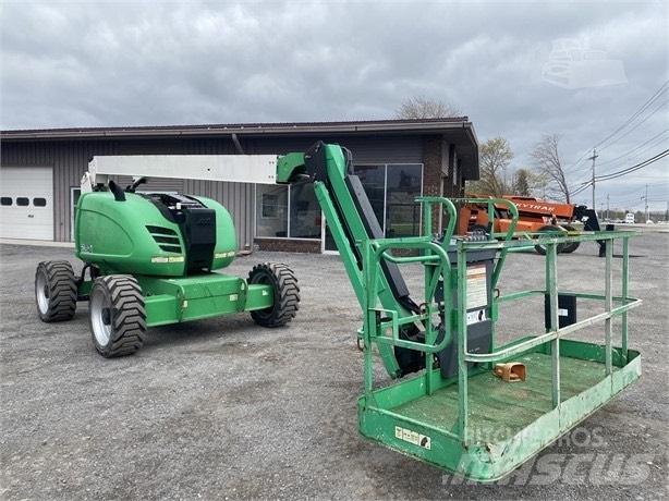 JLG 600 AJ 관절형 전동이동 리프트