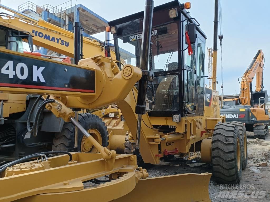 CAT 140K 그레이더
