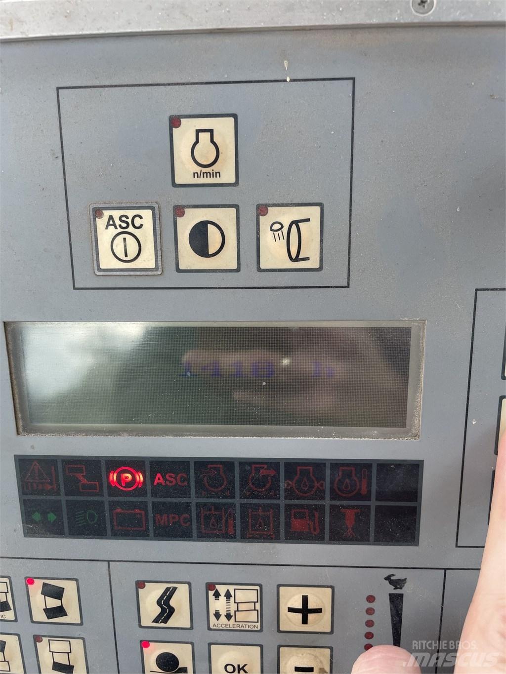 Volvo DD 85 트윈 드럼 롤러