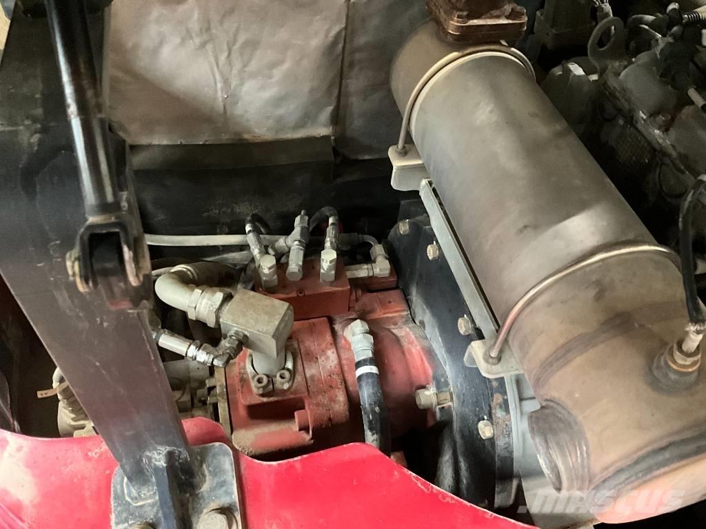 Takeuchi TB 290 중형굴삭기 7톤-28톤