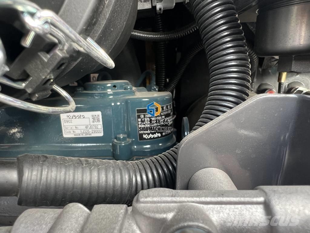 XCMG XE 17 U 소형 굴삭기 7톤 미만