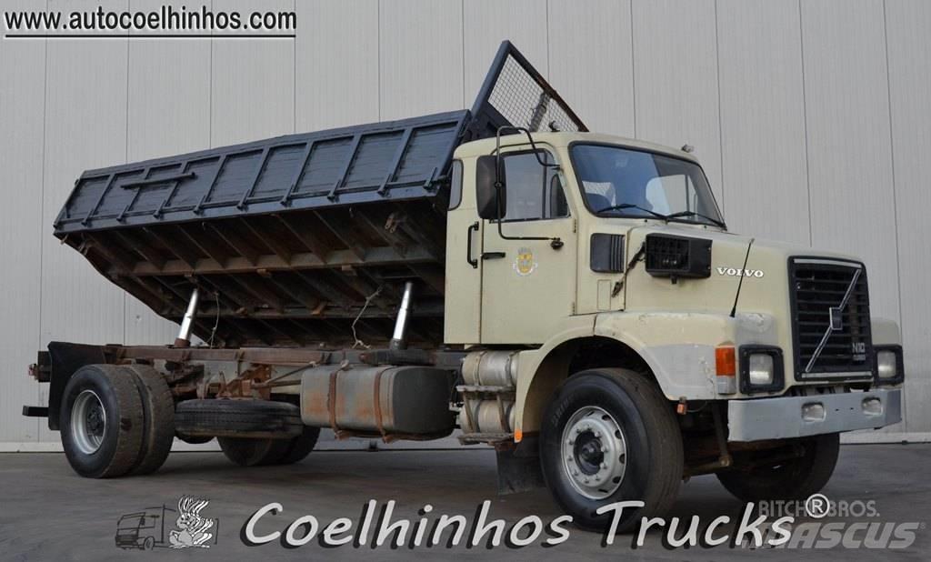 Volvo N10 덤프 트럭