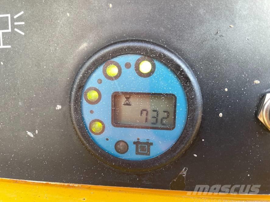 Haulotte Compact 10 가위형 리프트