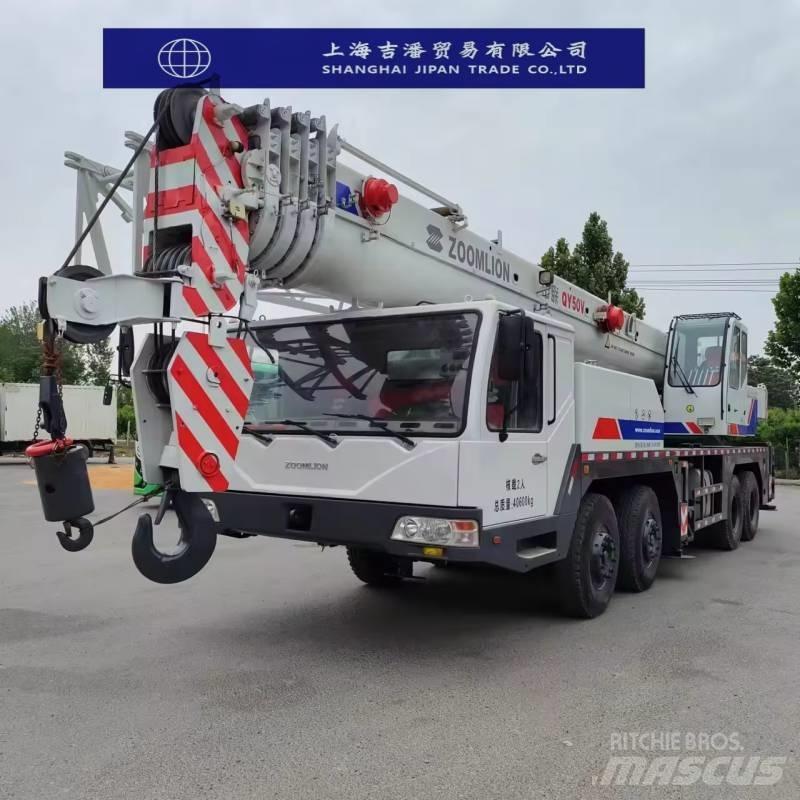 Zoomlion QY50V A/T 크레인