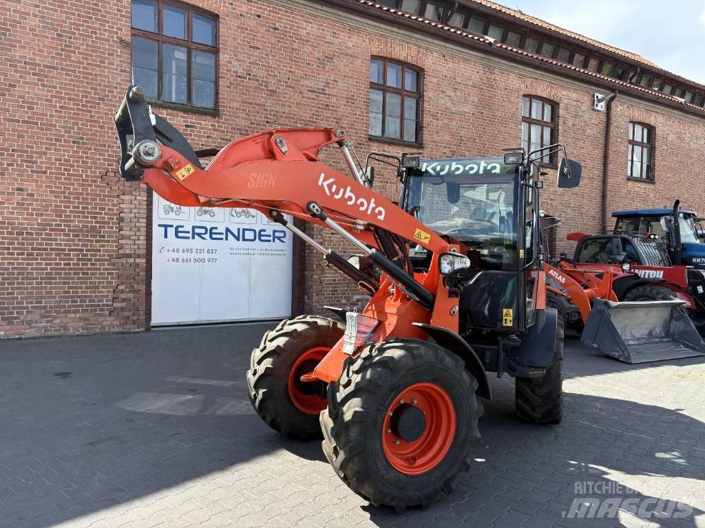 Kubota R 082  휠로우더