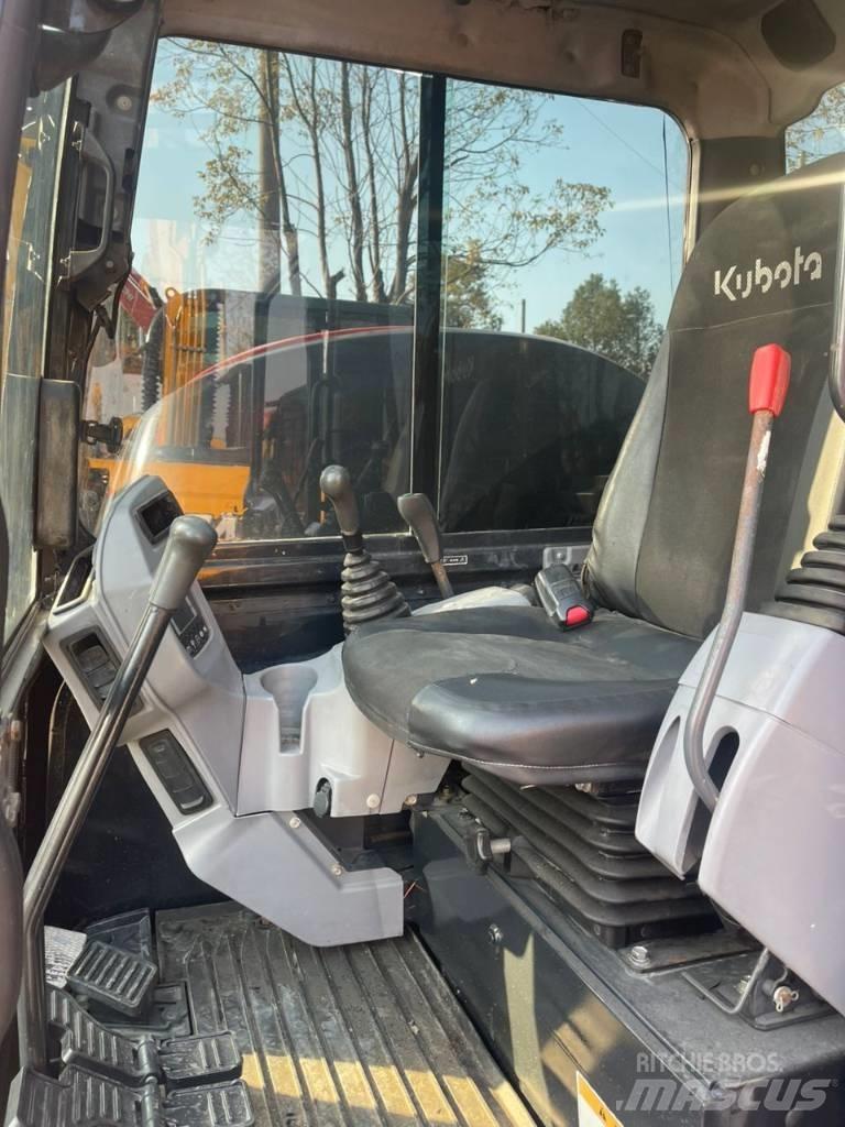 Kubota 165 대형 굴삭기 29톤 이상
