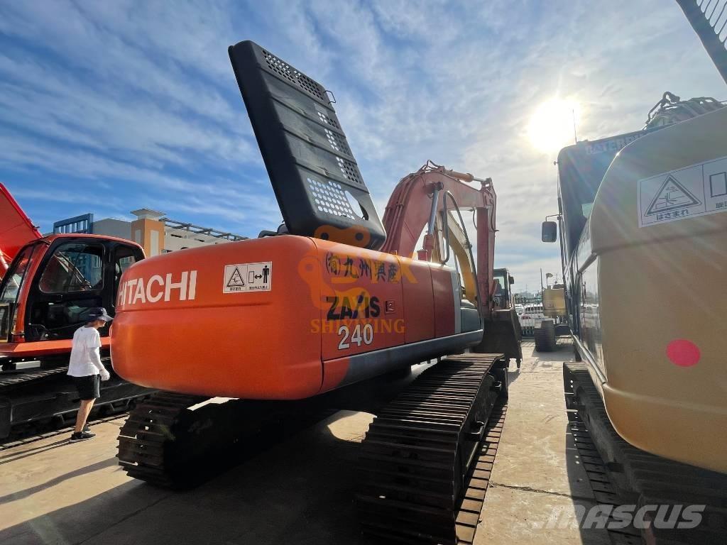 Hitachi ZX 240 대형 굴삭기 29톤 이상