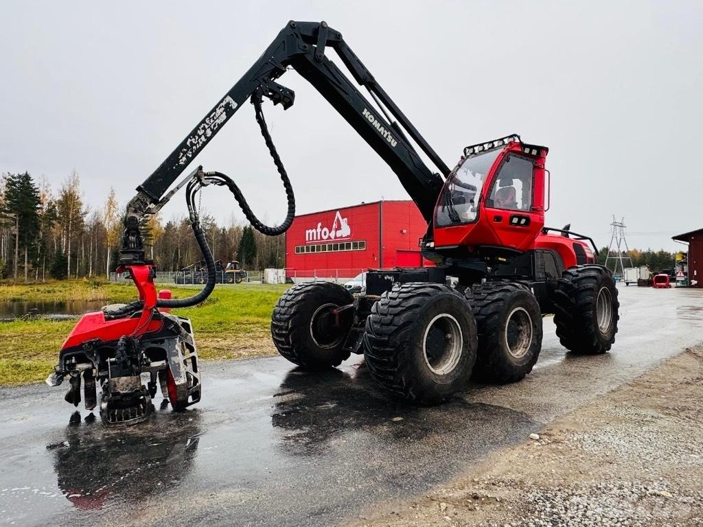 Komatsu 951 원목 하베스터
