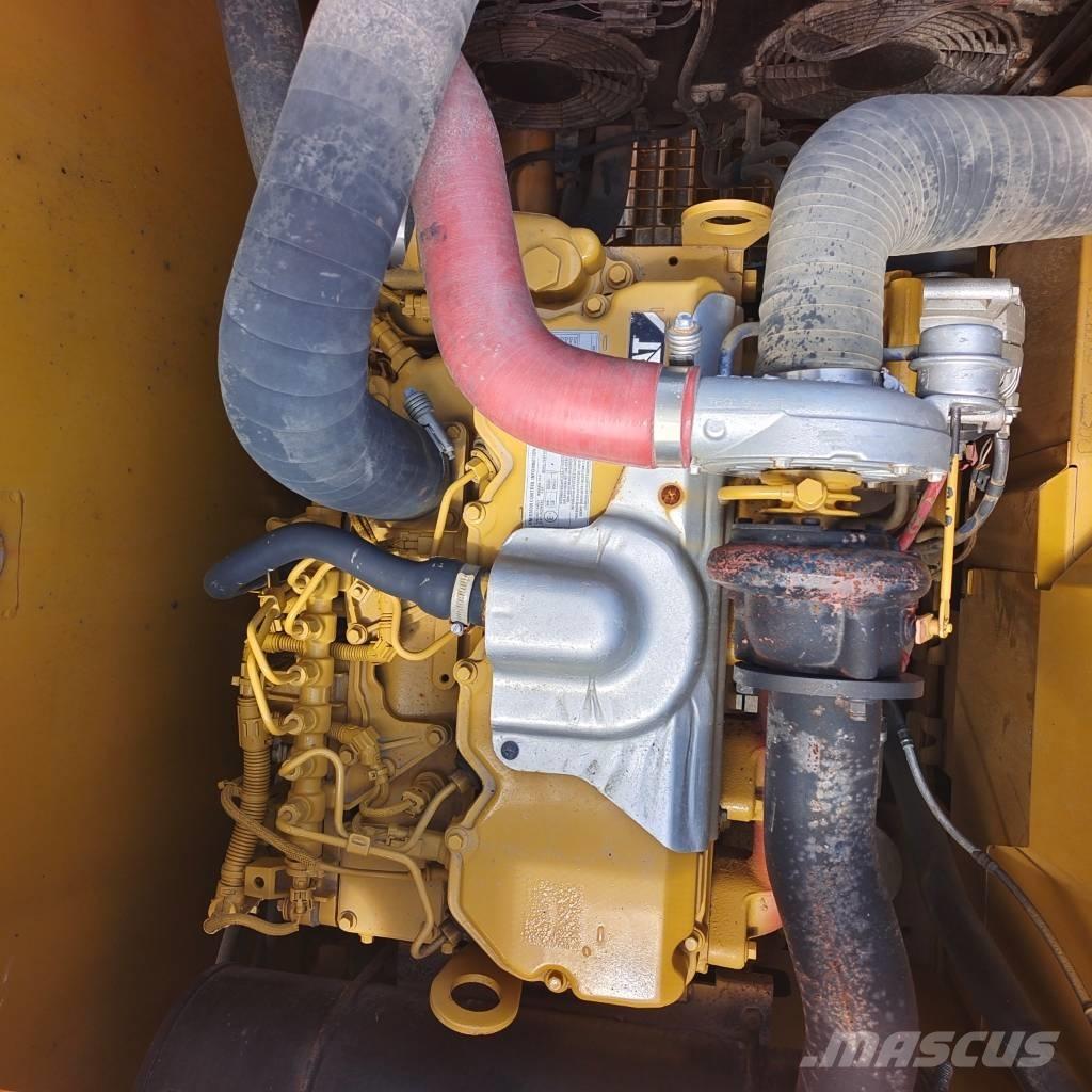 CAT 320 GC 대형 굴삭기 29톤 이상