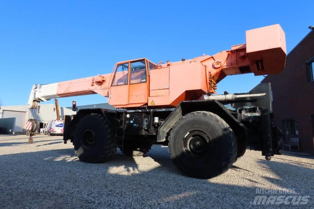 Liebherr LTL 1060 R/T 크레인