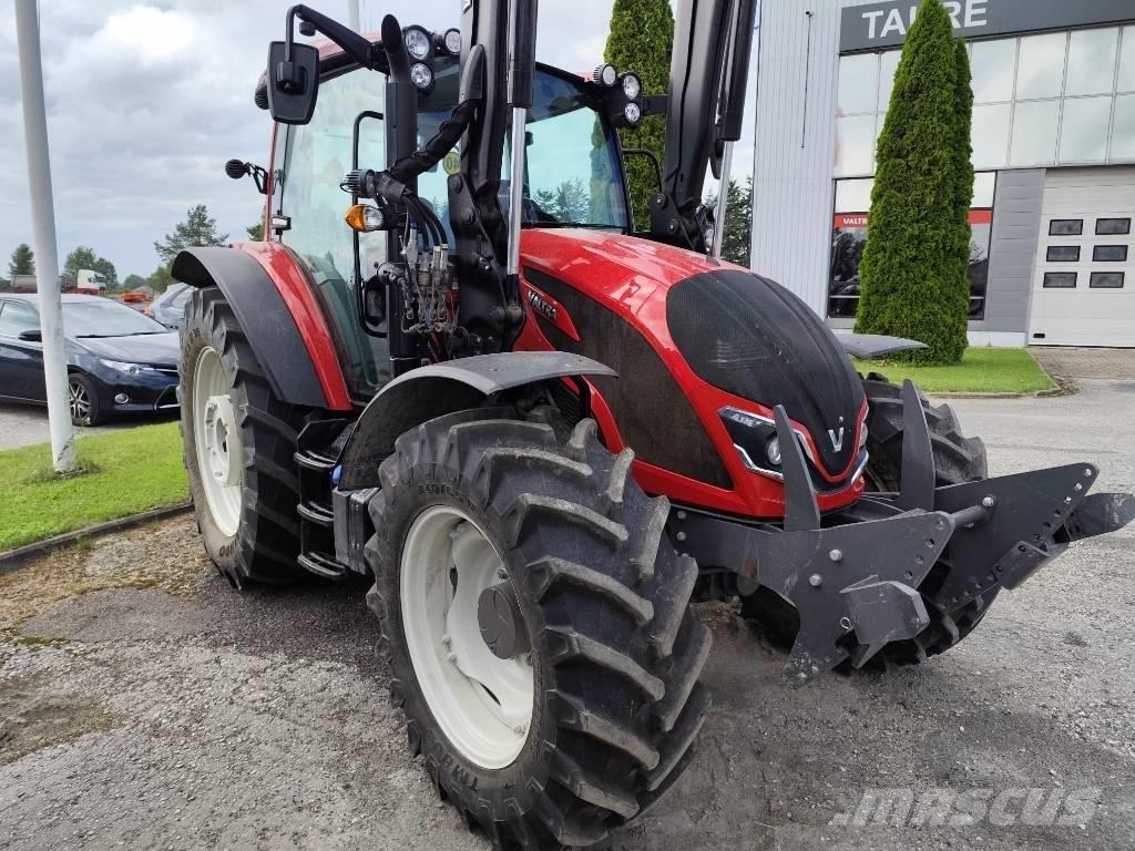 Valtra A 135 트랙터
