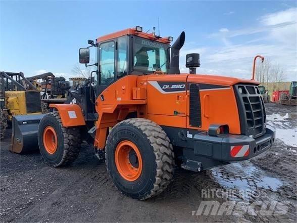 Doosan DL220-5  휠로우더