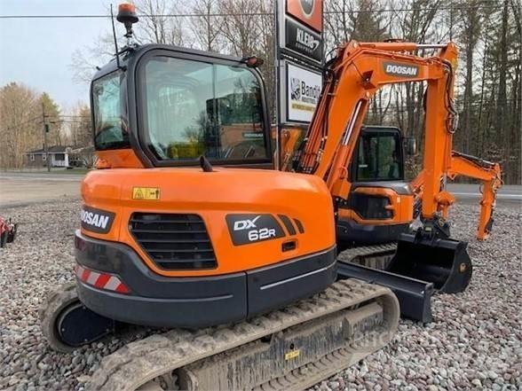 Doosan DX62R-3 대형 굴삭기 29톤 이상