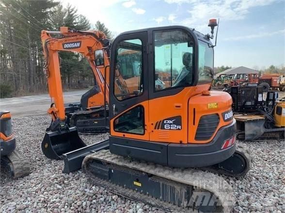 Doosan DX62R-3 대형 굴삭기 29톤 이상