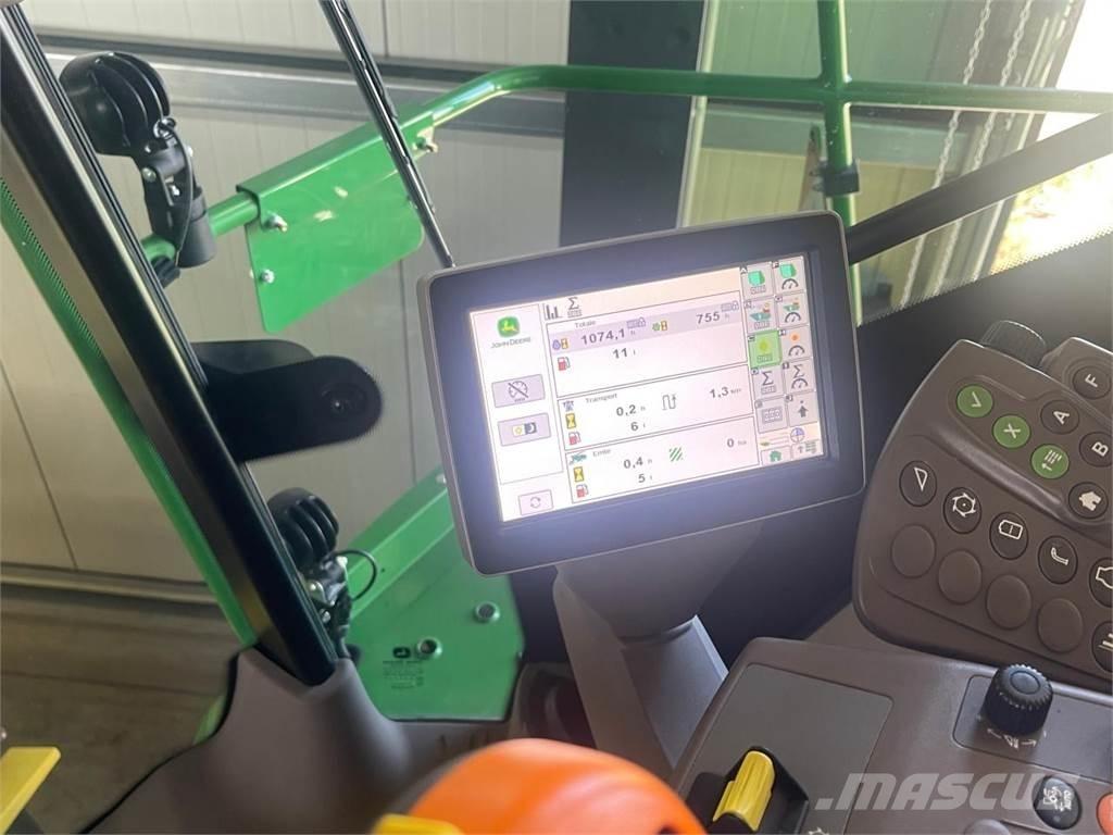 John Deere 8200i 자동 초지기계