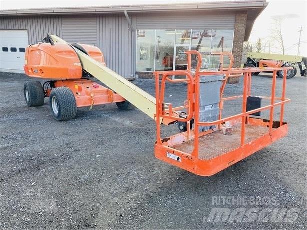 JLG 400 S 견인식 전동이동 리프트