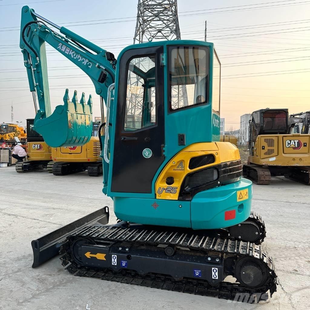 Kubota U 25 소형 굴삭기 7톤 미만