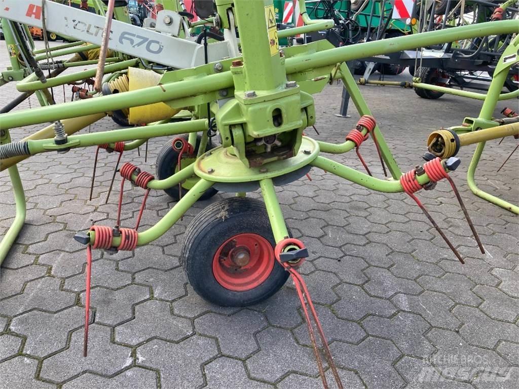 CLAAS Volto 670 갈퀴 및 테더