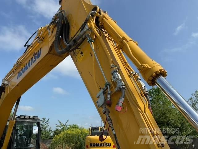 Komatsu PC 240 NLC 대형 굴삭기 29톤 이상