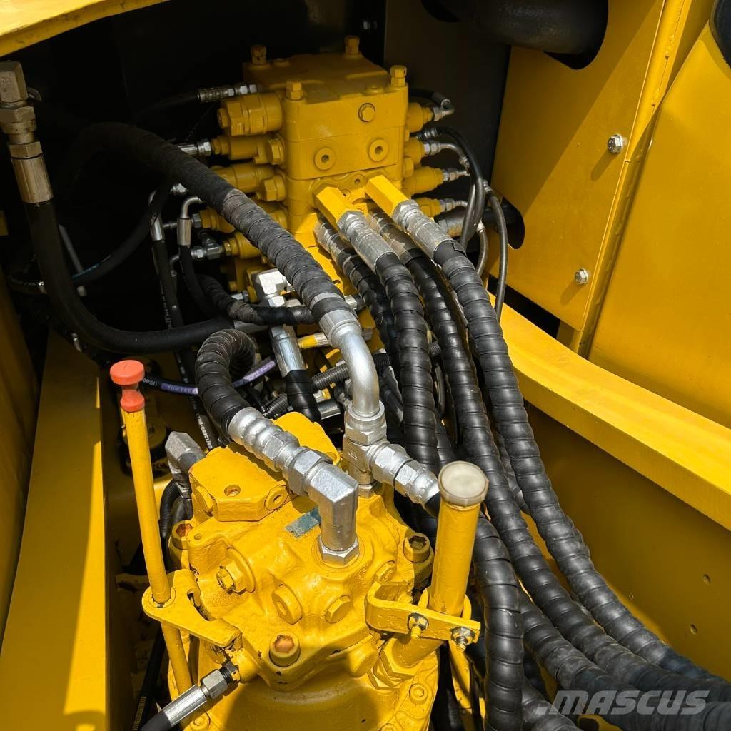 Komatsu 160 대형 굴삭기 29톤 이상