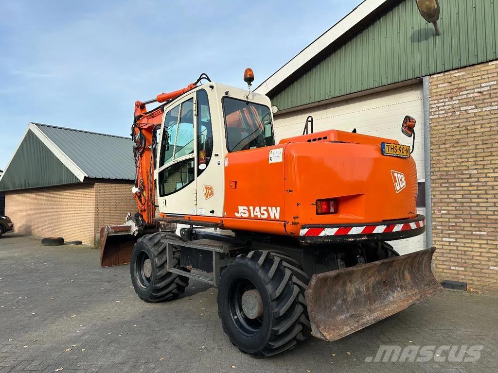 JCB JS145W  휠 굴삭기