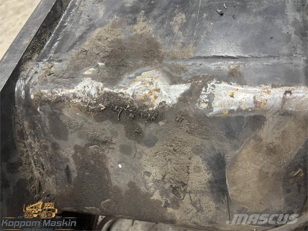 Komatsu 270H 하비스터 크레인