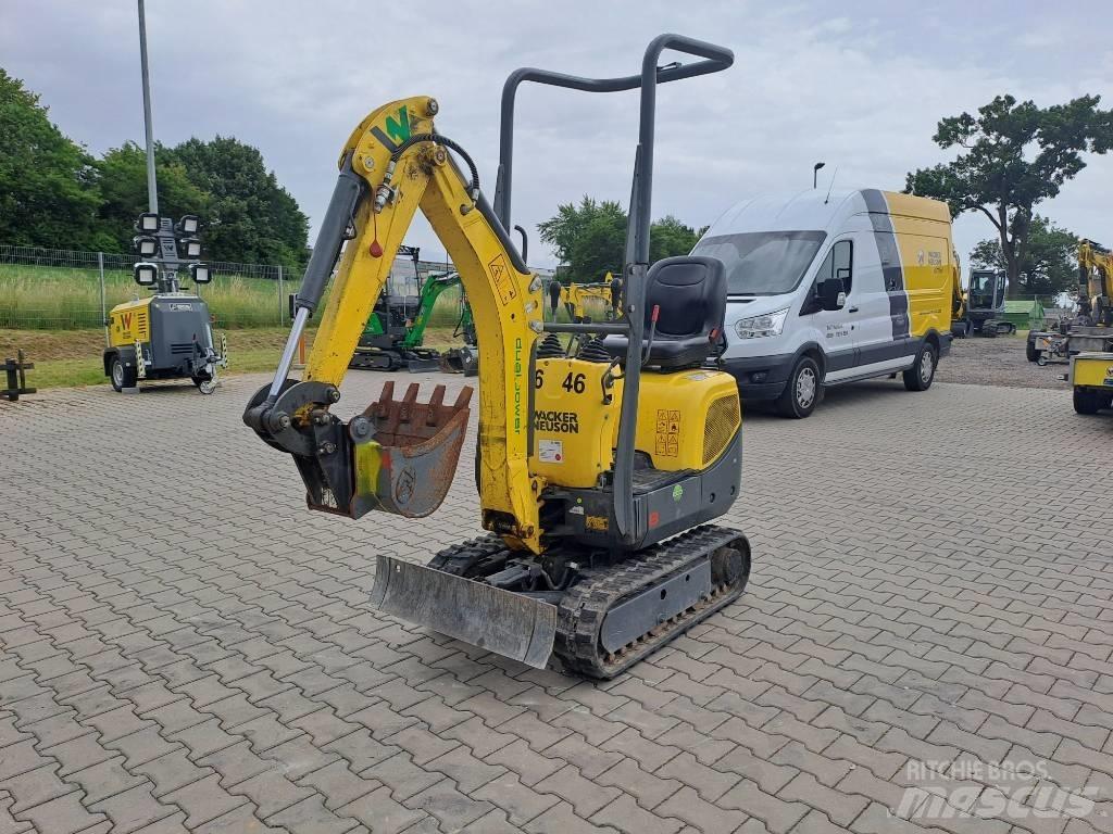 Wacker Neuson 803 대형 굴삭기 29톤 이상