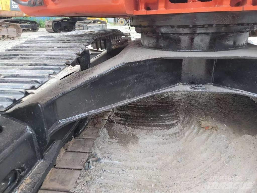 Doosan DX 225 LC 대형 굴삭기 29톤 이상