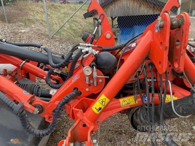 Kuhn FC 8830 D 모어 컨디셔너