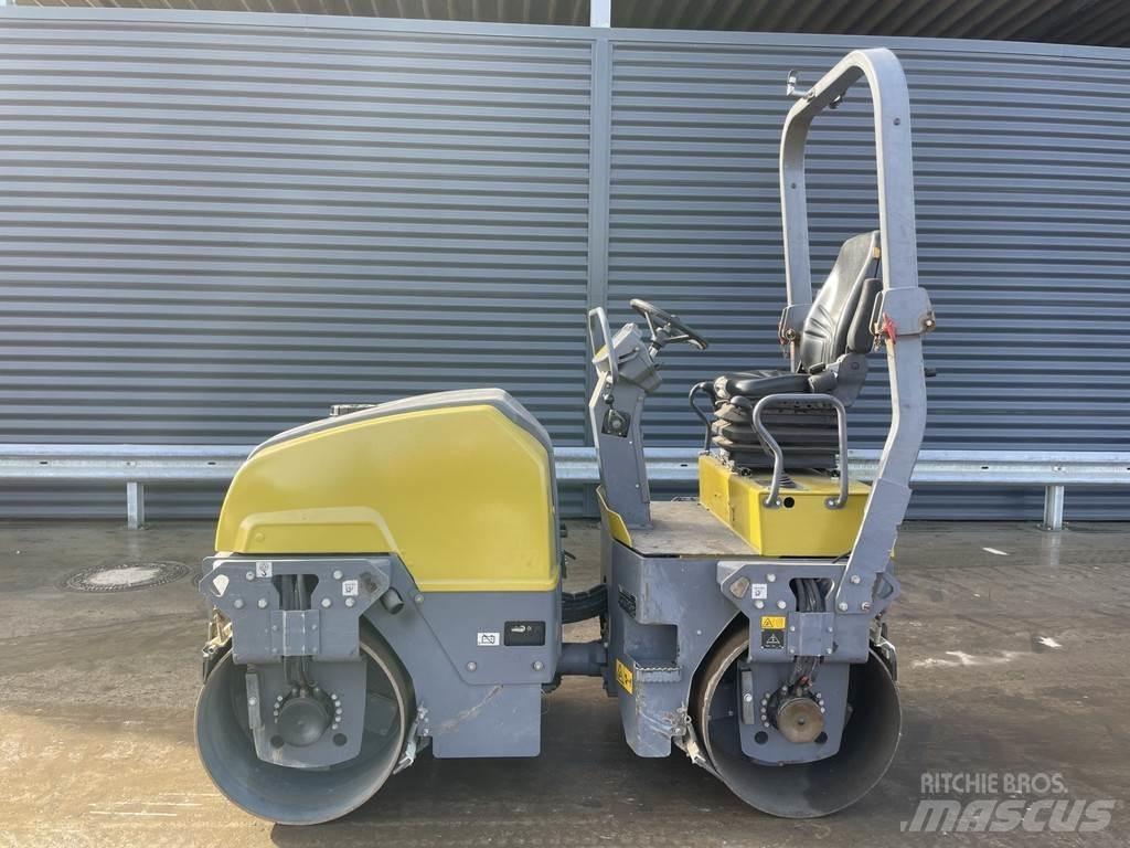 Dynapac CC1200 트윈 드럼 롤러