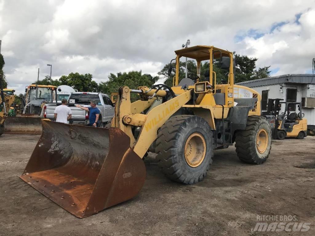 Komatsu WA320-5  휠로우더