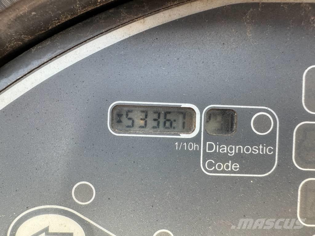 Hamm HD 10C VV 트윈 드럼 롤러