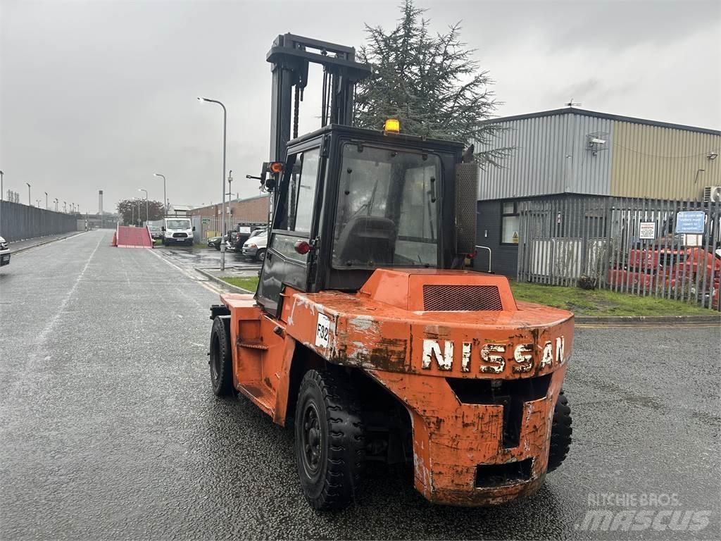 Nissan 20ZVF05H70U 디젤 지게차