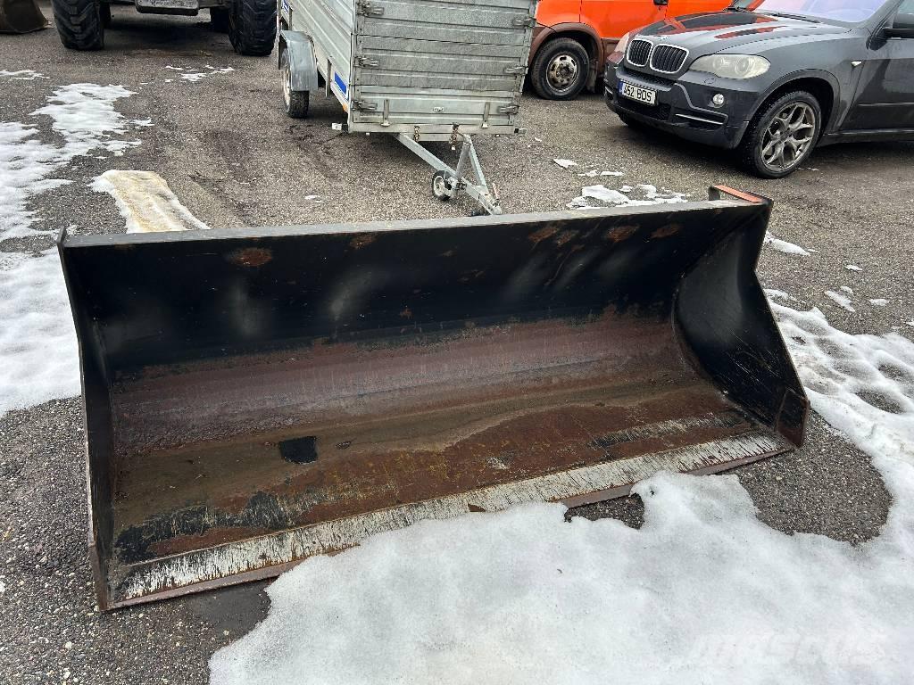 Manitou MRT 3050 텔러 핸들러