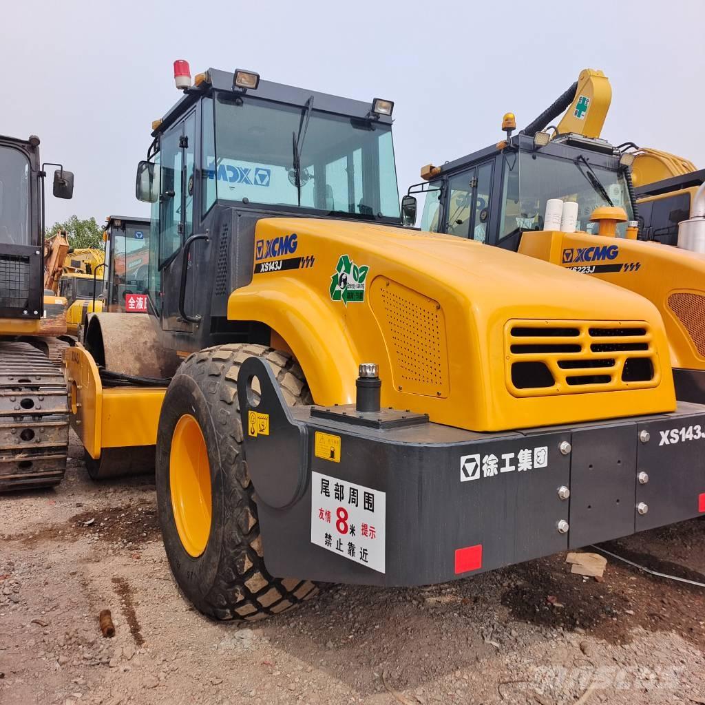 XCMG XS143J 대형 굴삭기 29톤 이상