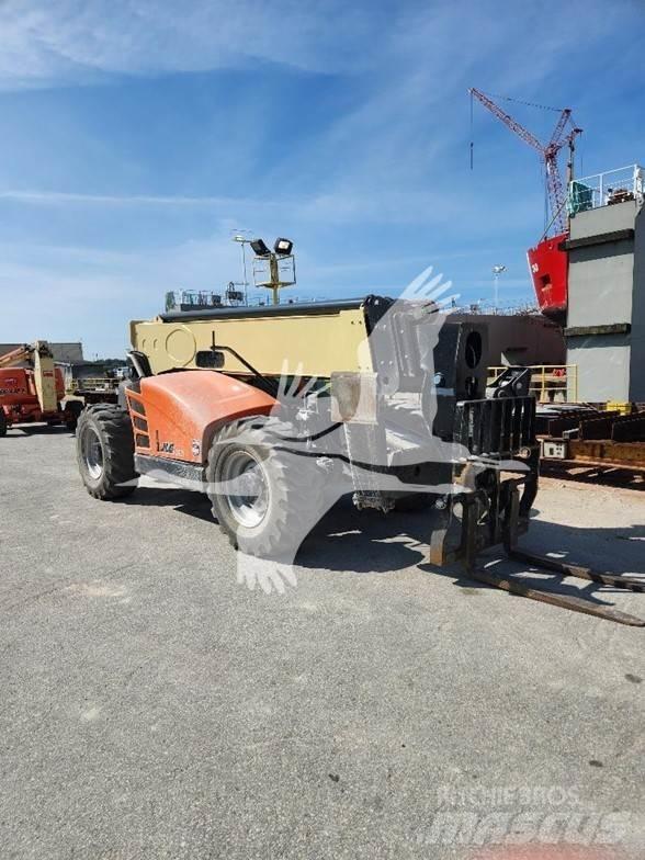 JLG 1255 텔러 핸들러