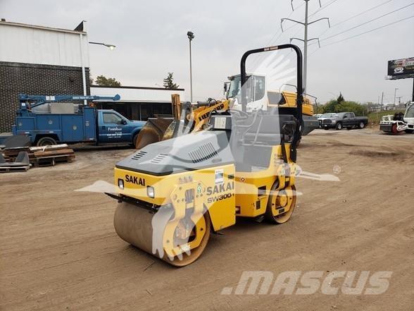 Sakai SW300-1 싱글 드럼 롤러