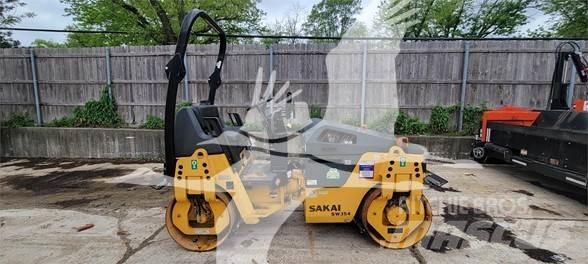 Sakai SW354 싱글 드럼 롤러