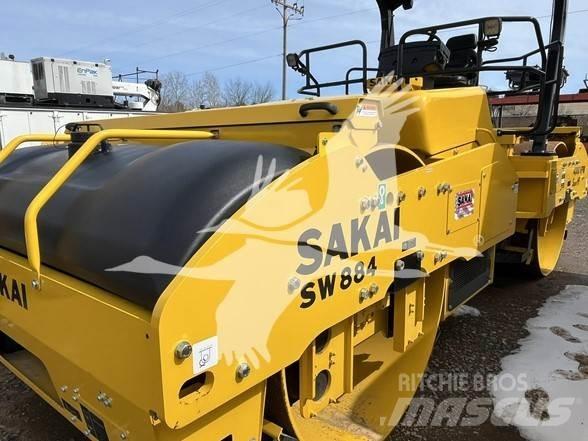 Sakai SW884 싱글 드럼 롤러