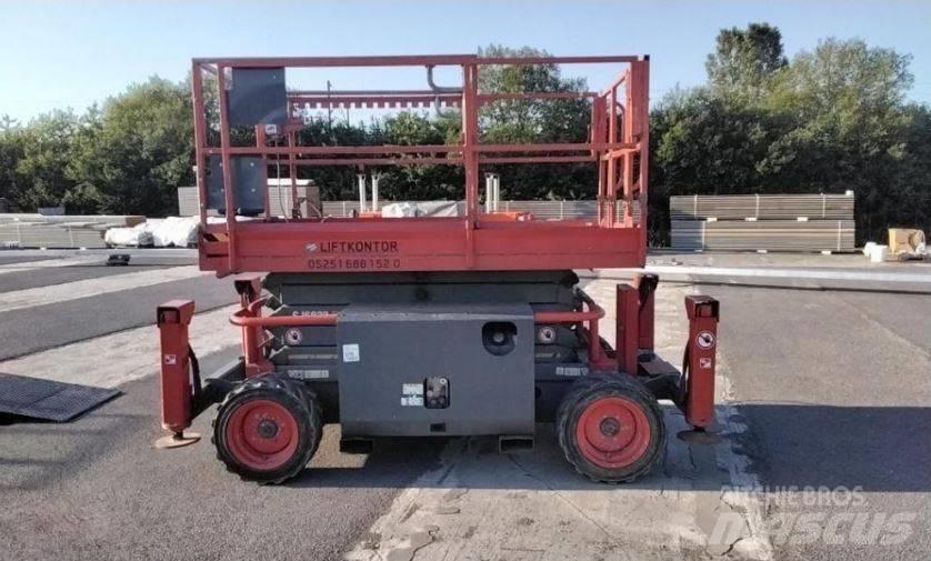 SkyJack SJ 6832 RT 가위형 리프트