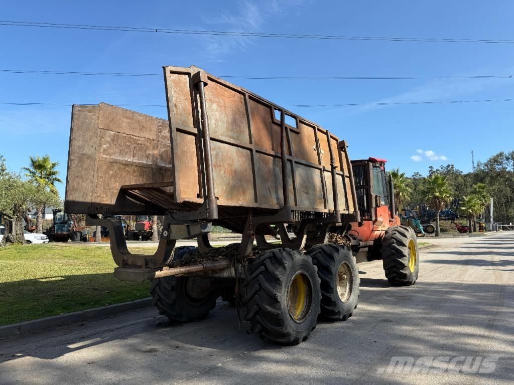 Komatsu 840.3 원목 포워더