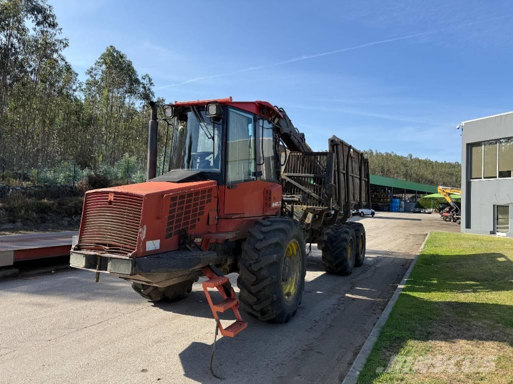 Komatsu 840.3 원목 포워더