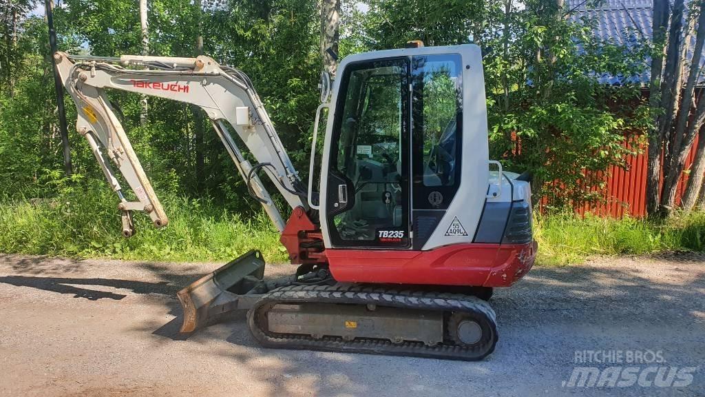 Takeuchi TB235 소형 굴삭기 7톤 미만